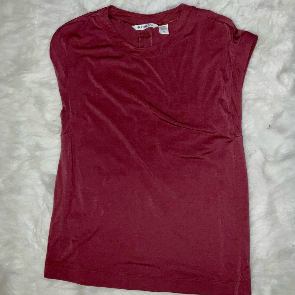 Athleta Keyhole back top
